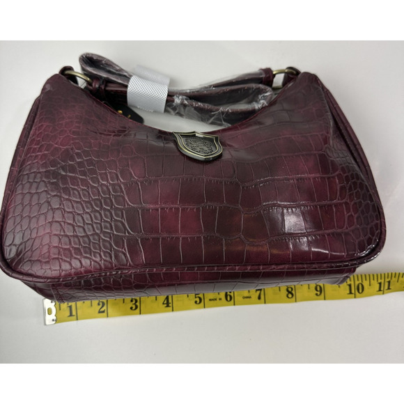 NWT Harry Potter Bundle Lot Gryffindor Shoulder Bag Faux Croc Purse + Accesories - Picture 10 of 16